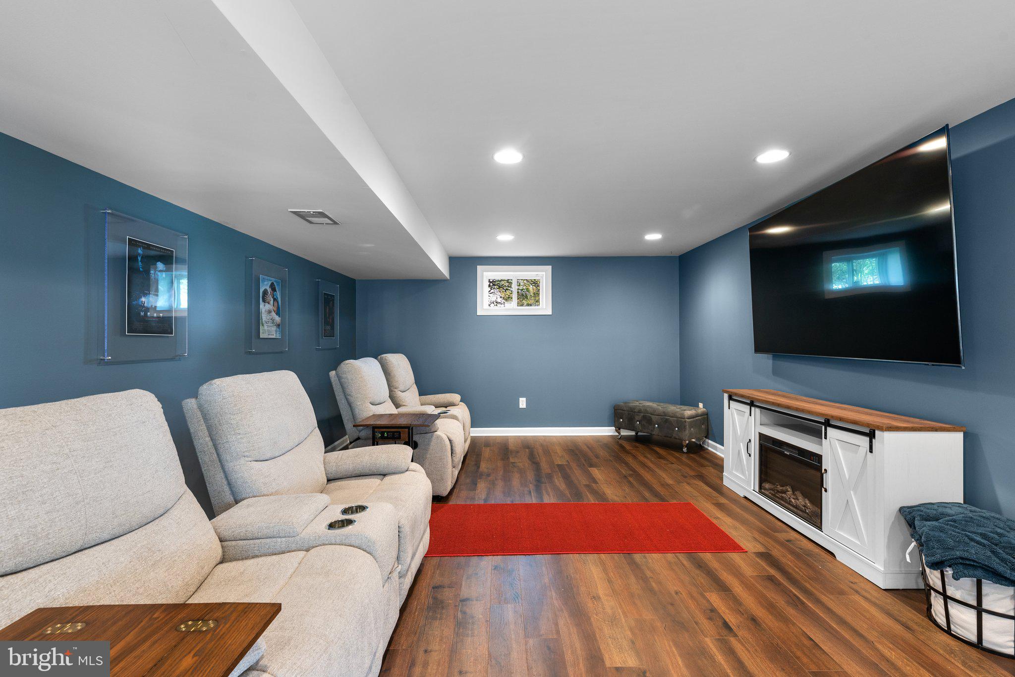 GAITHERSBURG - Residential