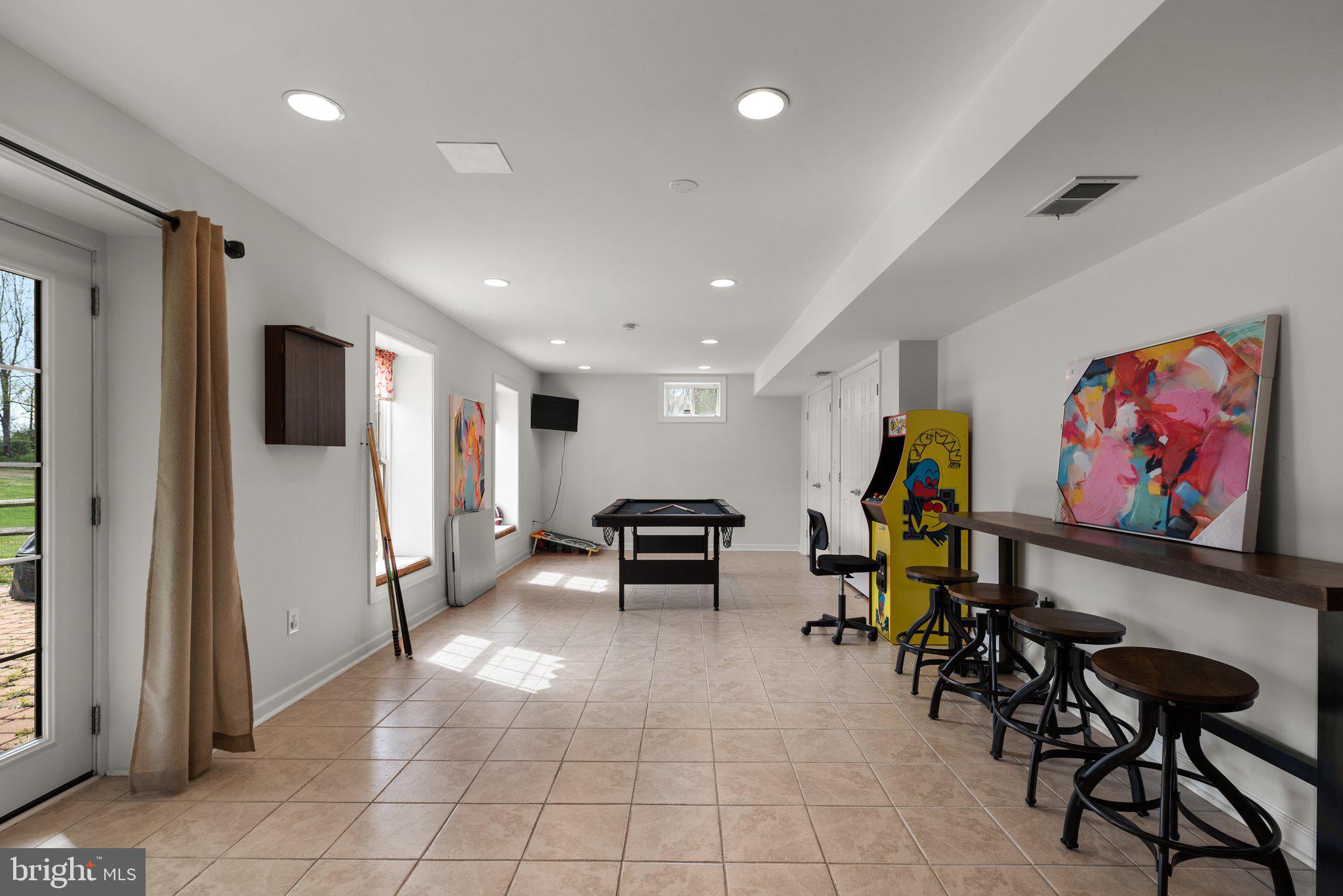 GAITHERSBURG - Residential