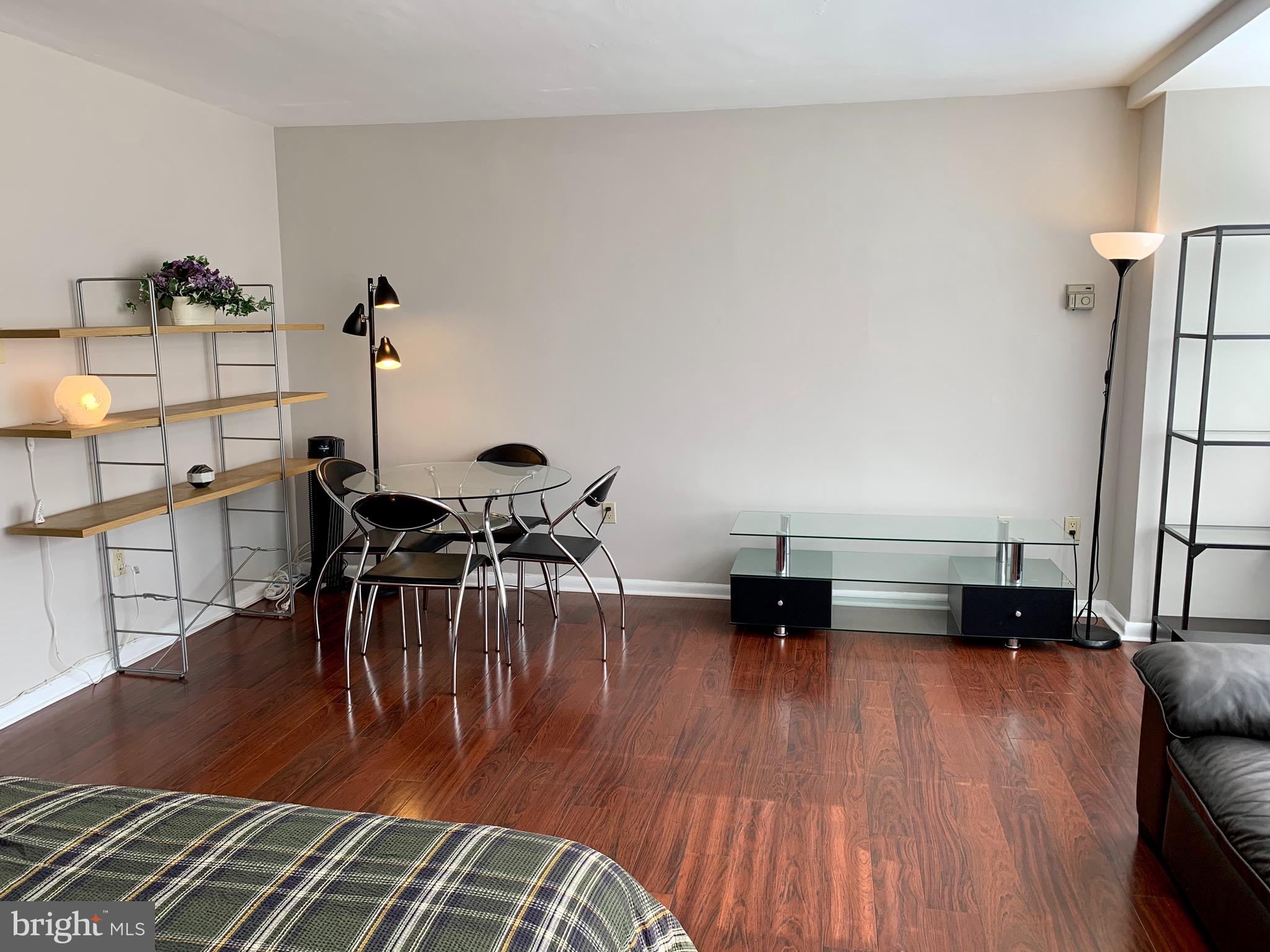 FOGGY BOTTOM - Residential Lease