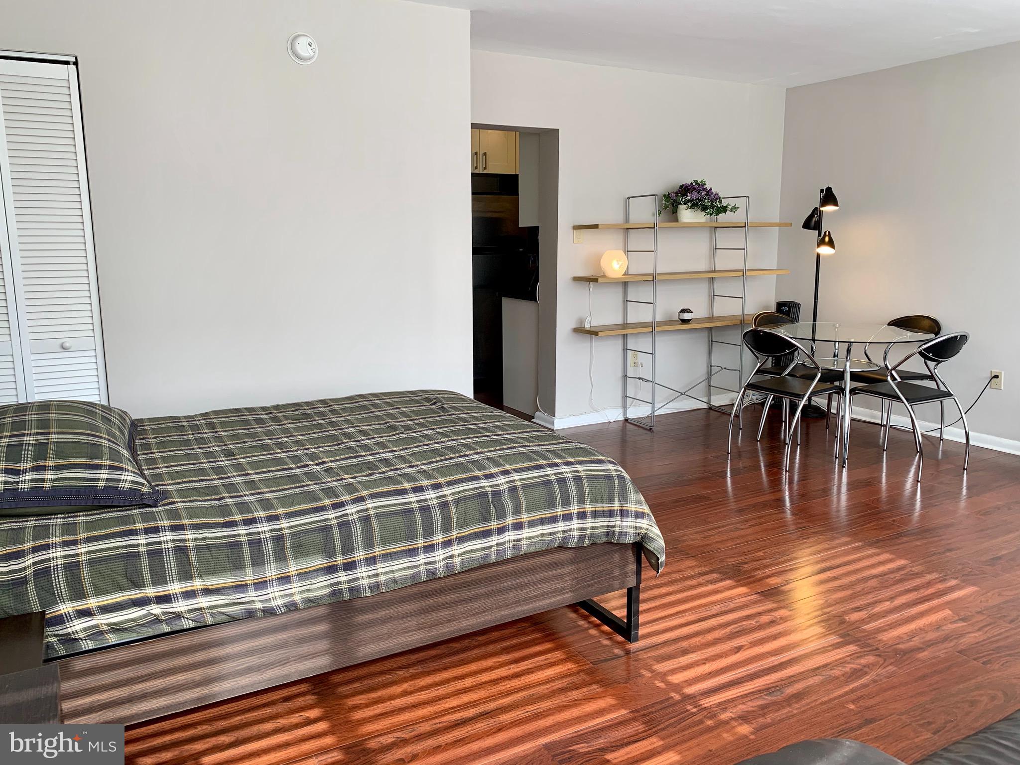 FOGGY BOTTOM - Residential Lease