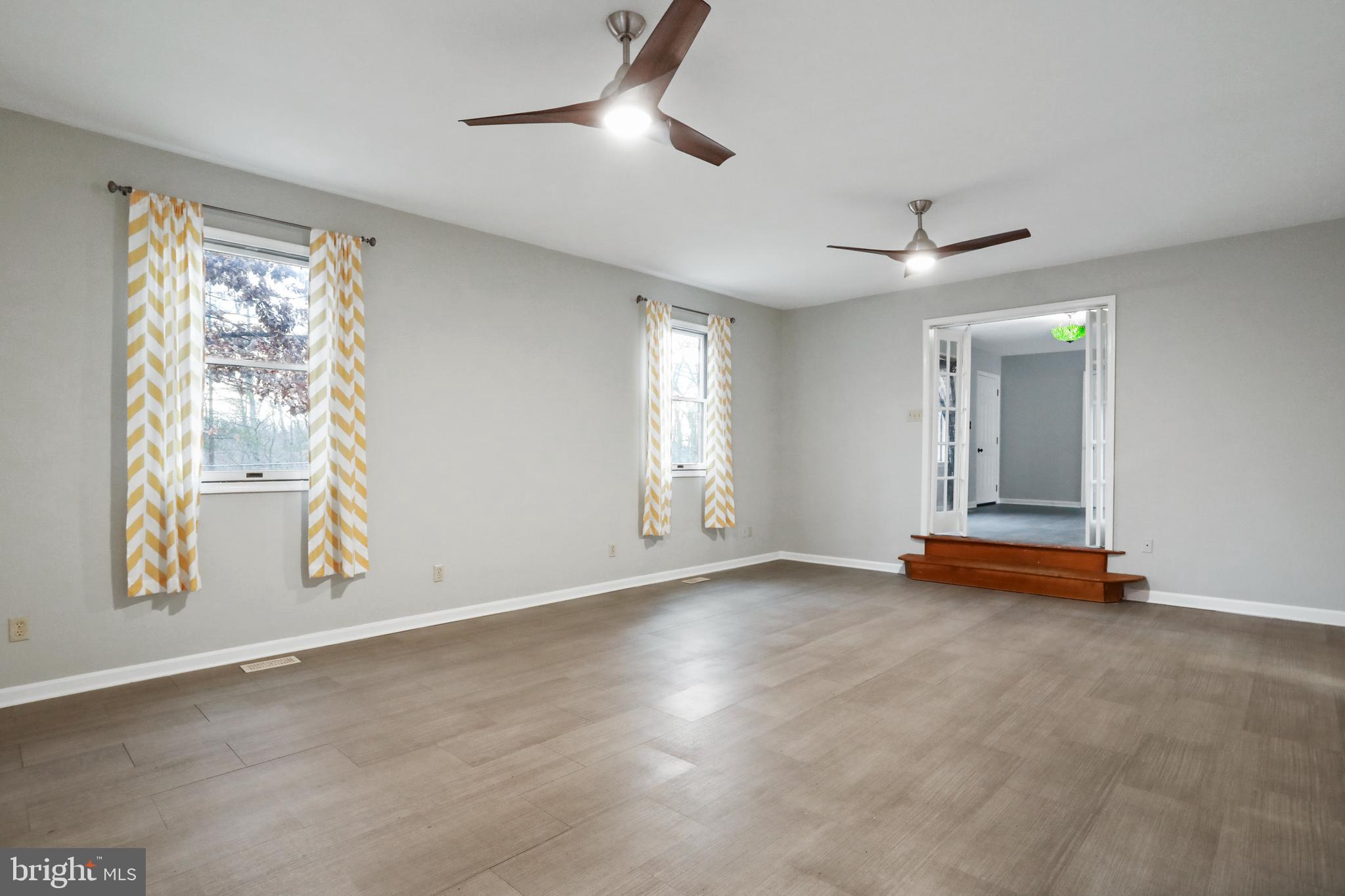 SHANNONDALE - Residential