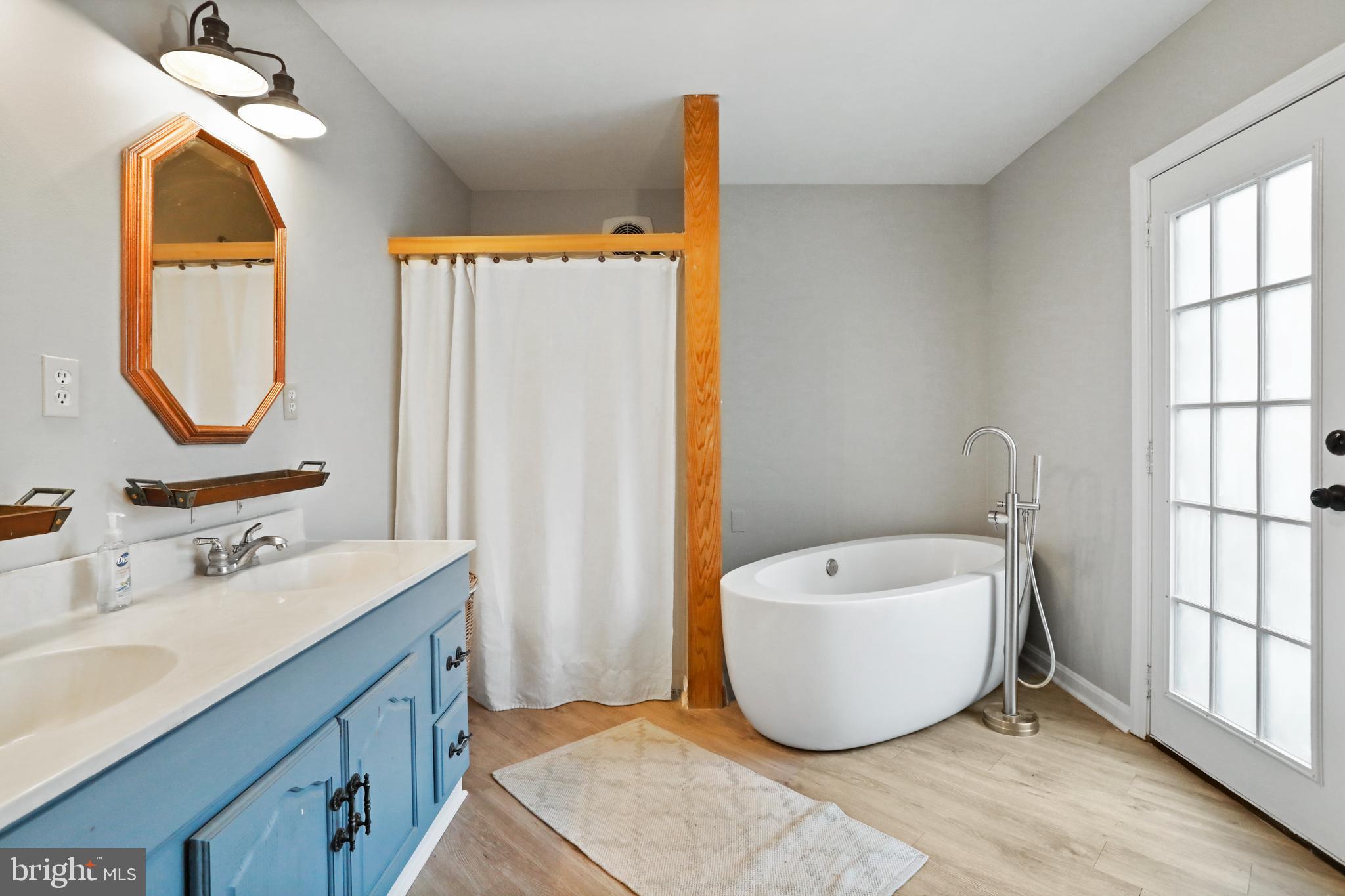 SHANNONDALE - Residential