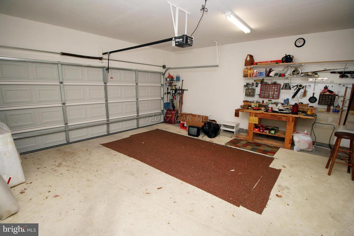 WOOD CREEK GOLF COMM - Residential