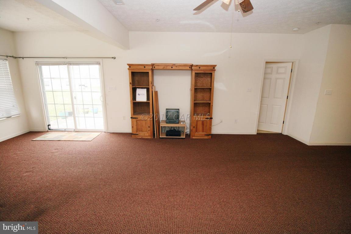 WOOD CREEK GOLF COMM - Residential