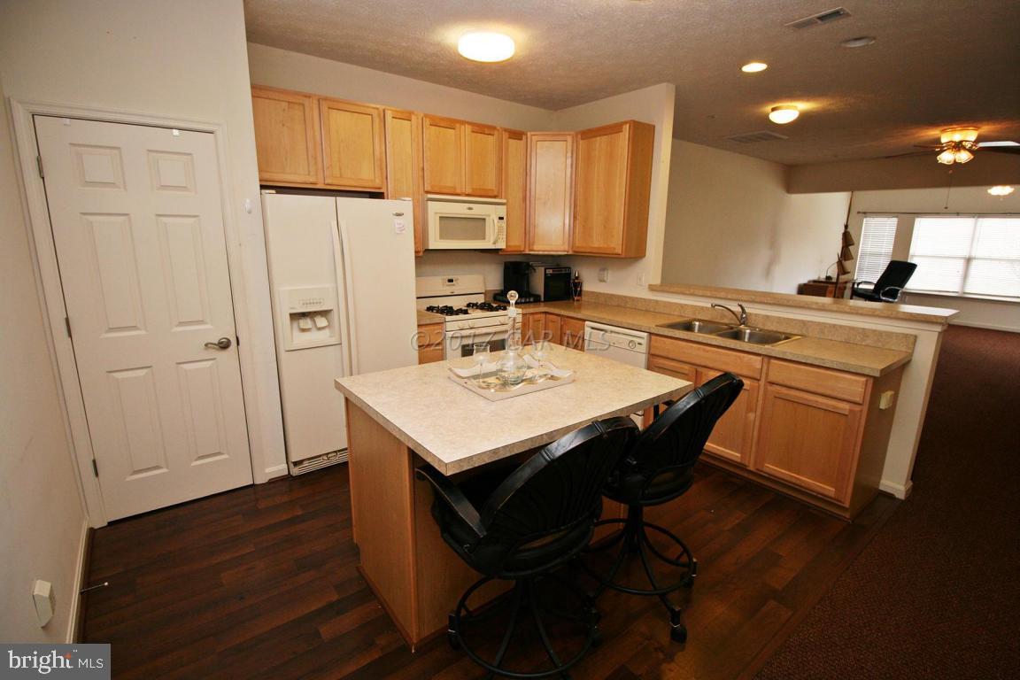 WOOD CREEK GOLF COMM - Residential