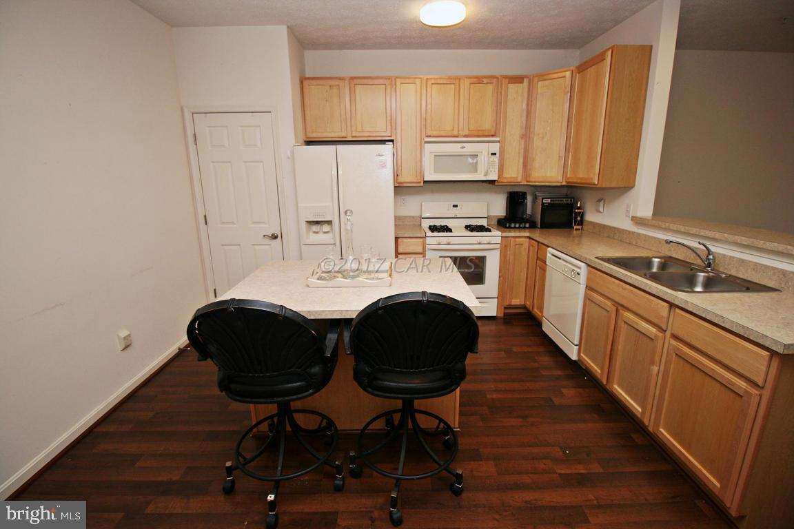 WOOD CREEK GOLF COMM - Residential