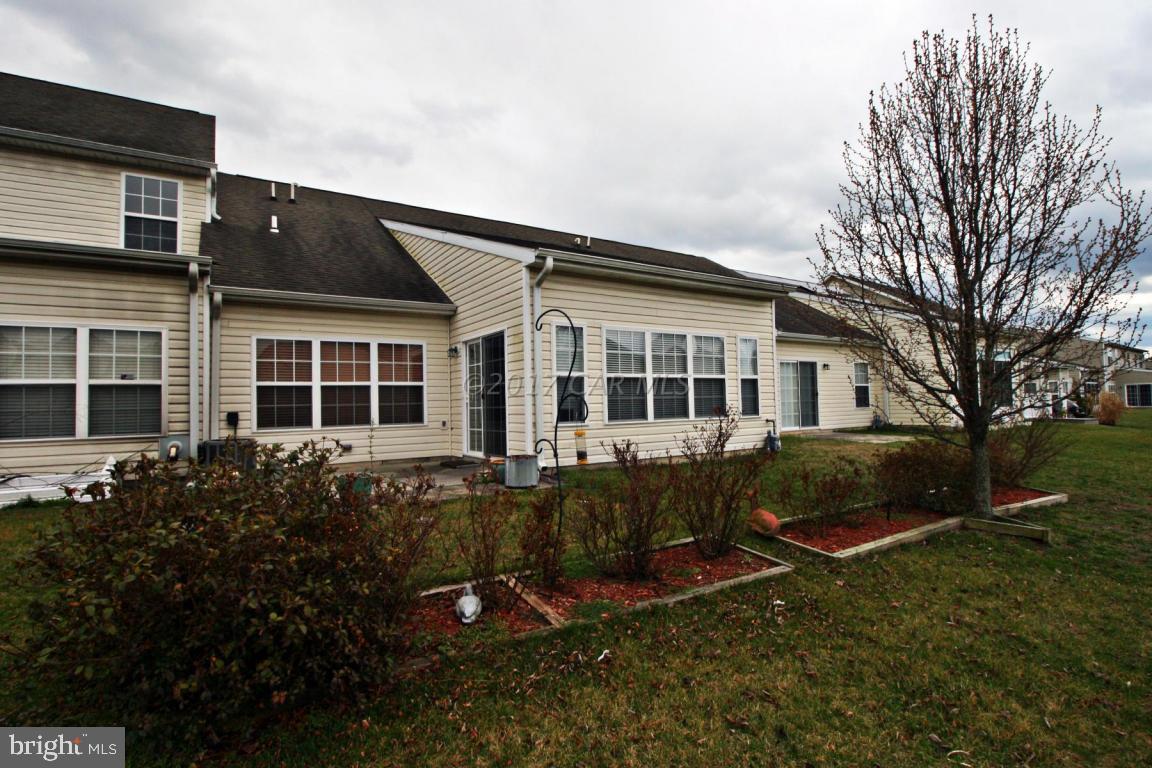 WOOD CREEK GOLF COMM - Residential