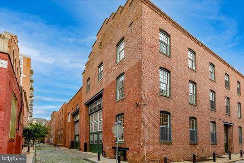 130 N BREAD STREET 36 126 PHILADELPHIA PA 19106