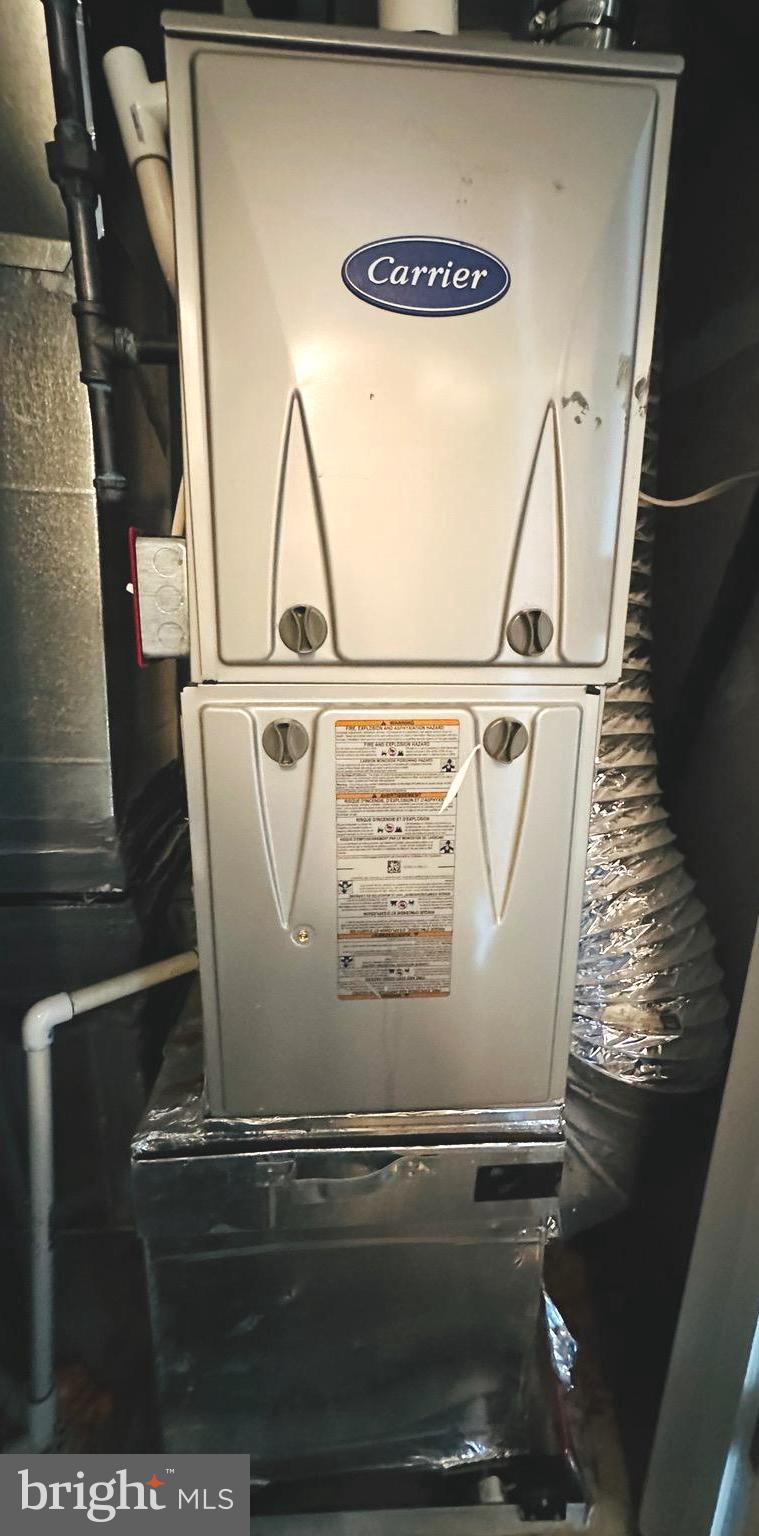 EAST GATE CONDOMINIUMS - Residential