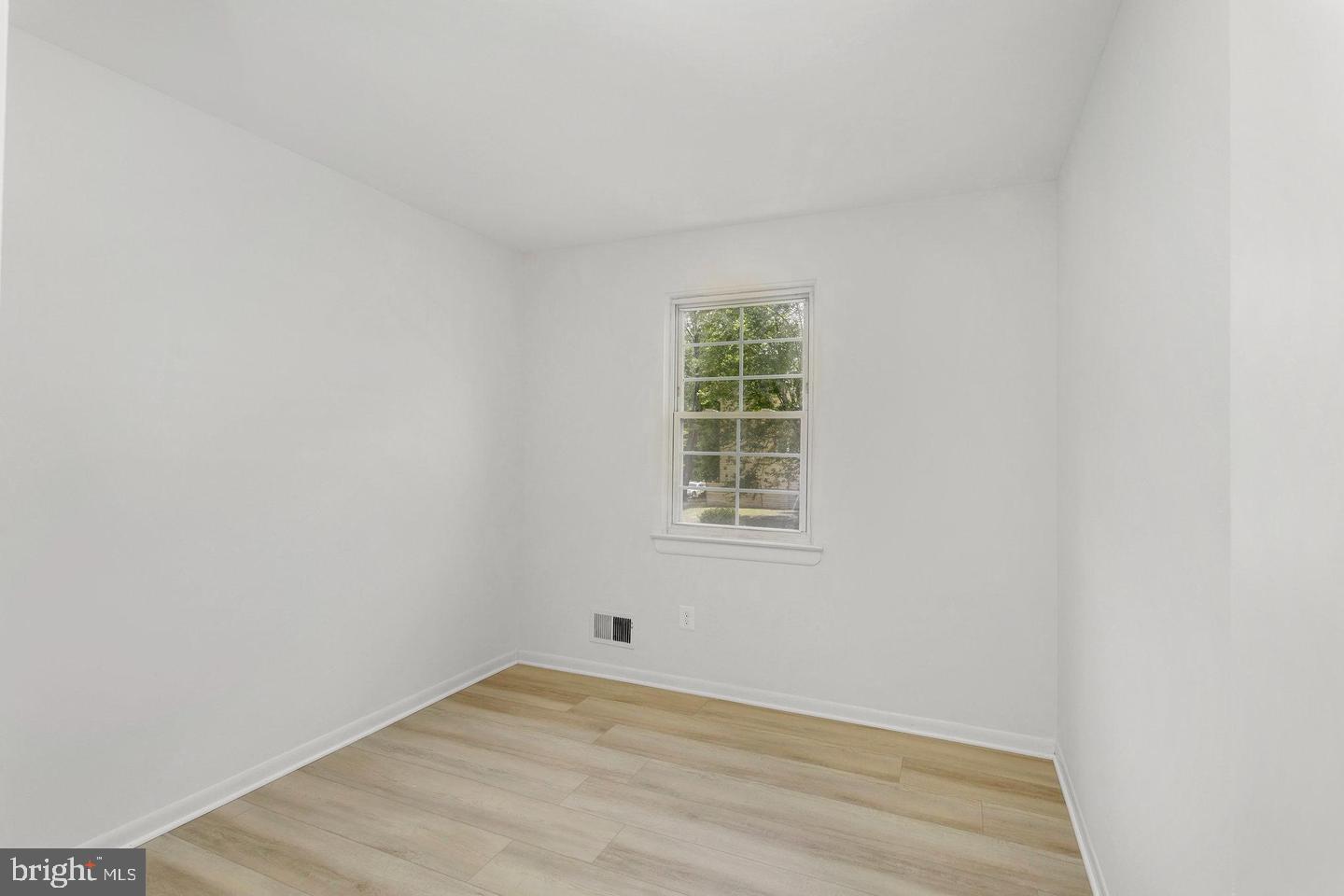 1132 JAMES MADISON CIRCLE