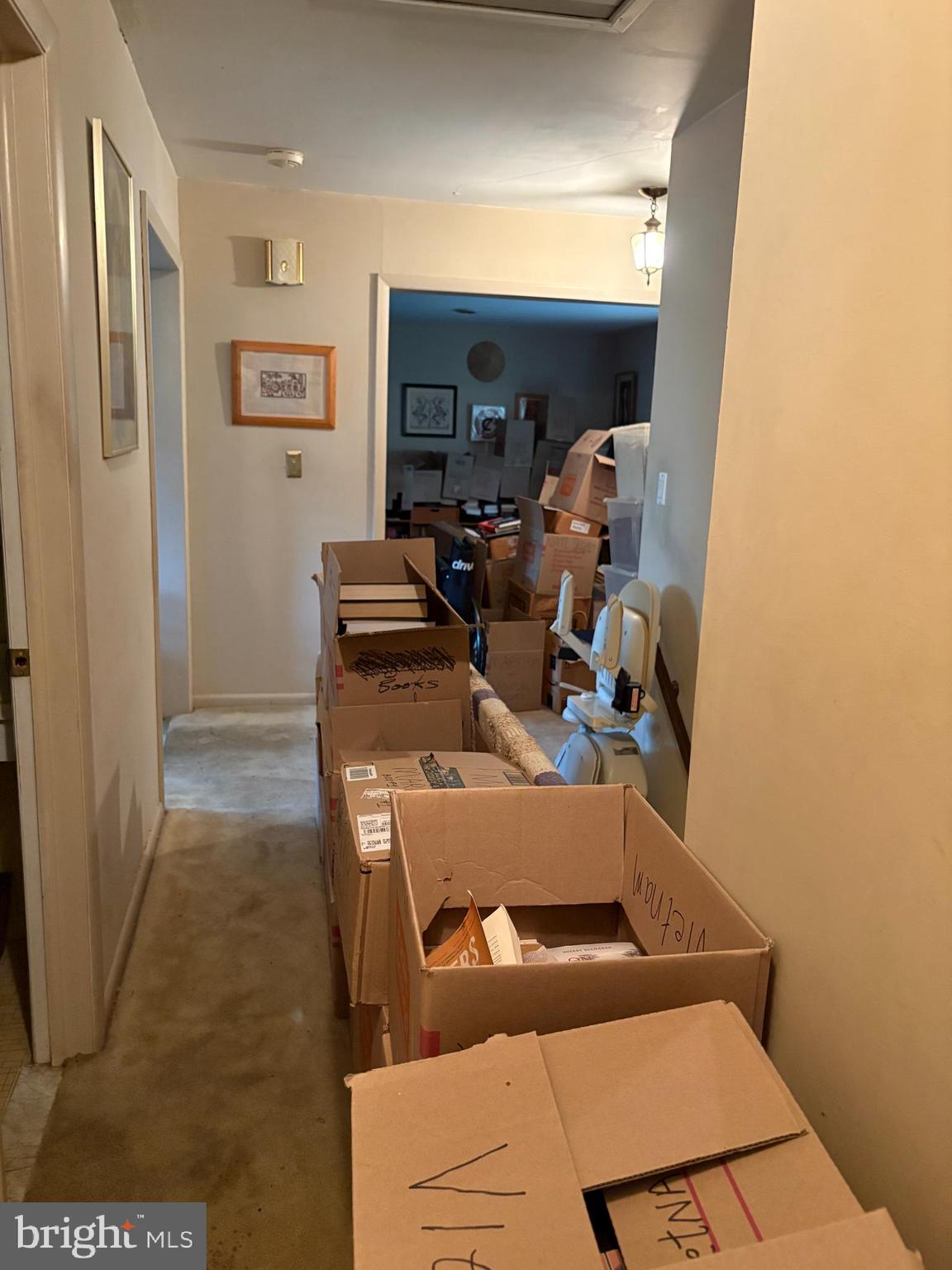 HILLANDALE FOREST - Residential