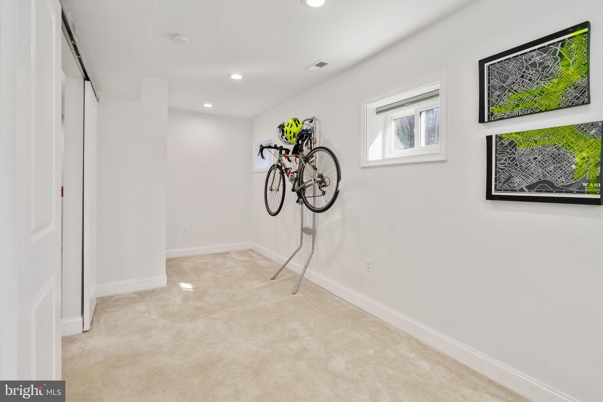 DEANWOOD - Residential