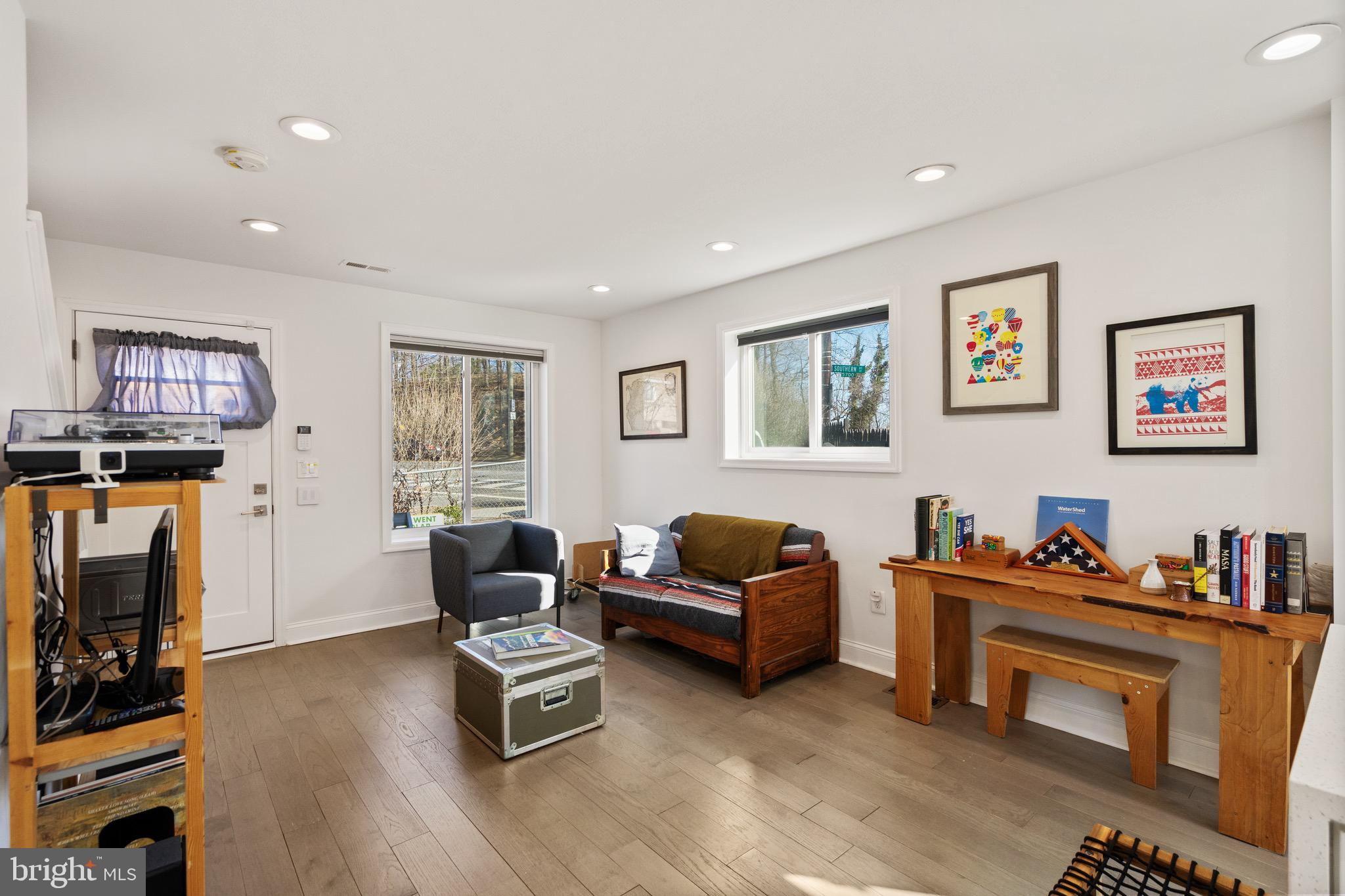 DEANWOOD - Residential