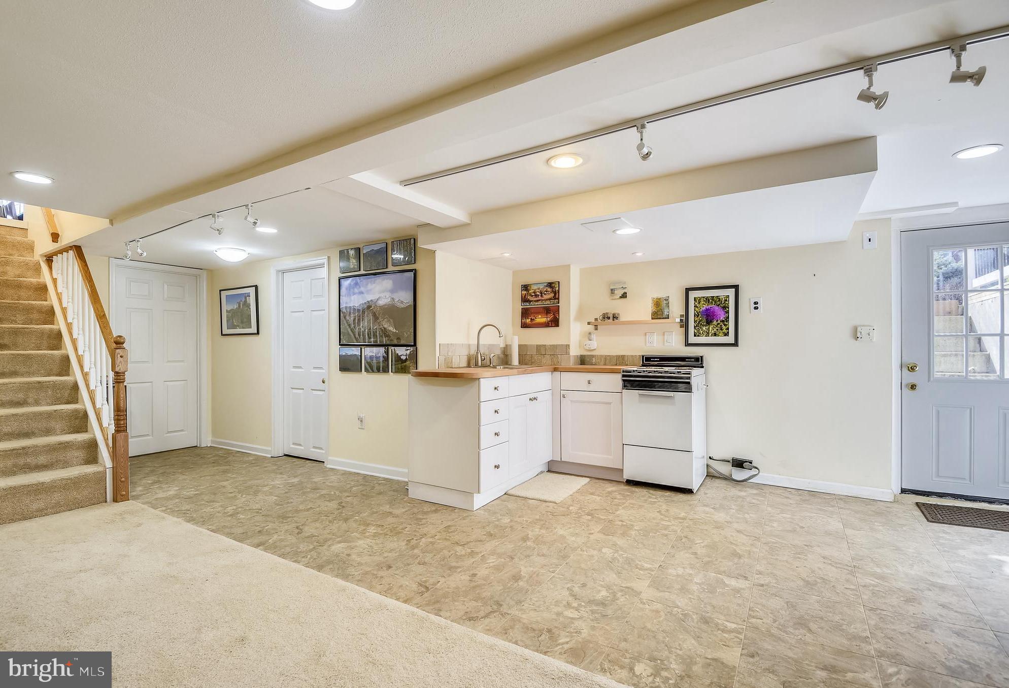 CATONSVILLE - Residential