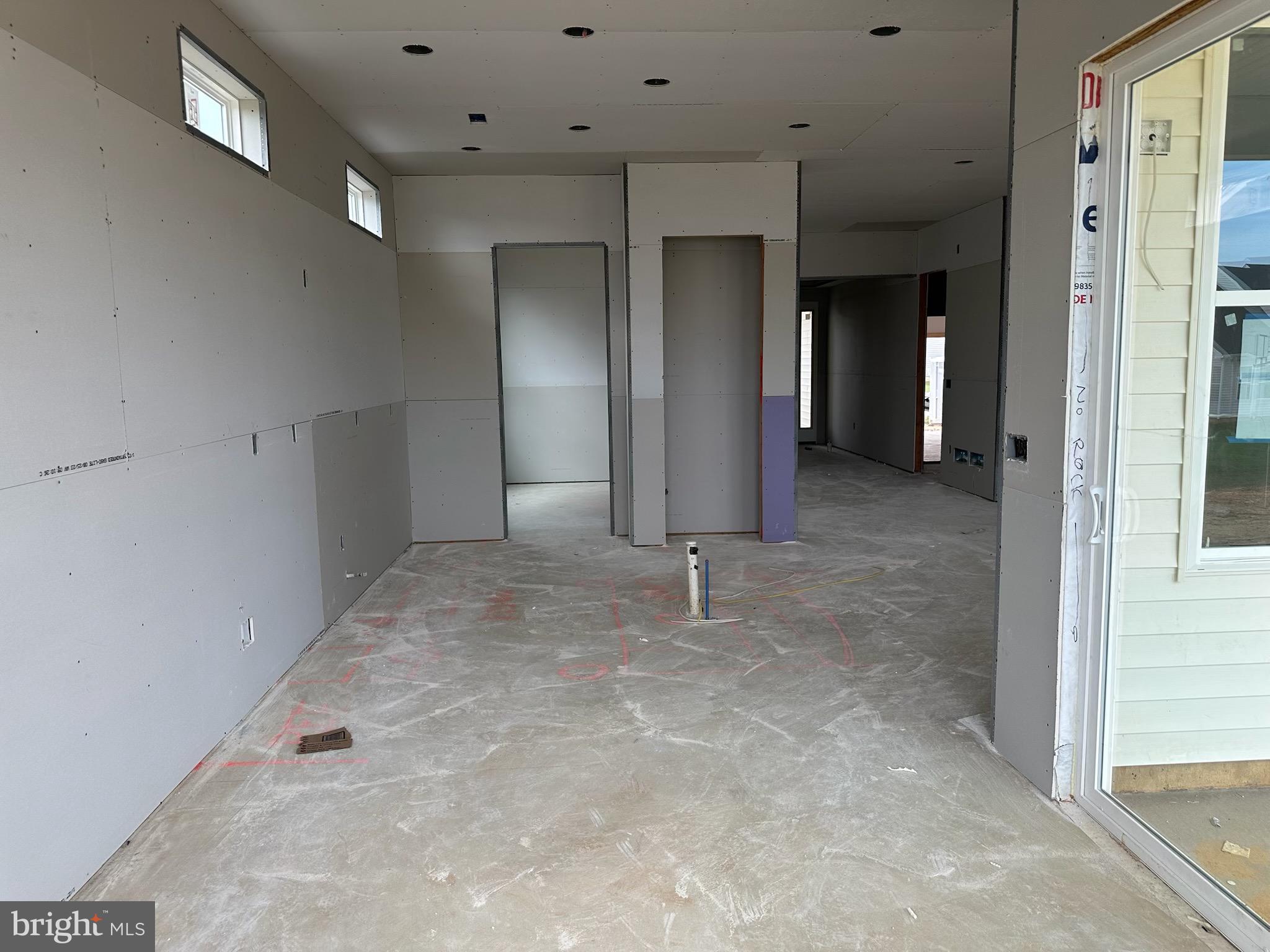 REGENCY AT CREEKSIDE MEADOWS - Residential