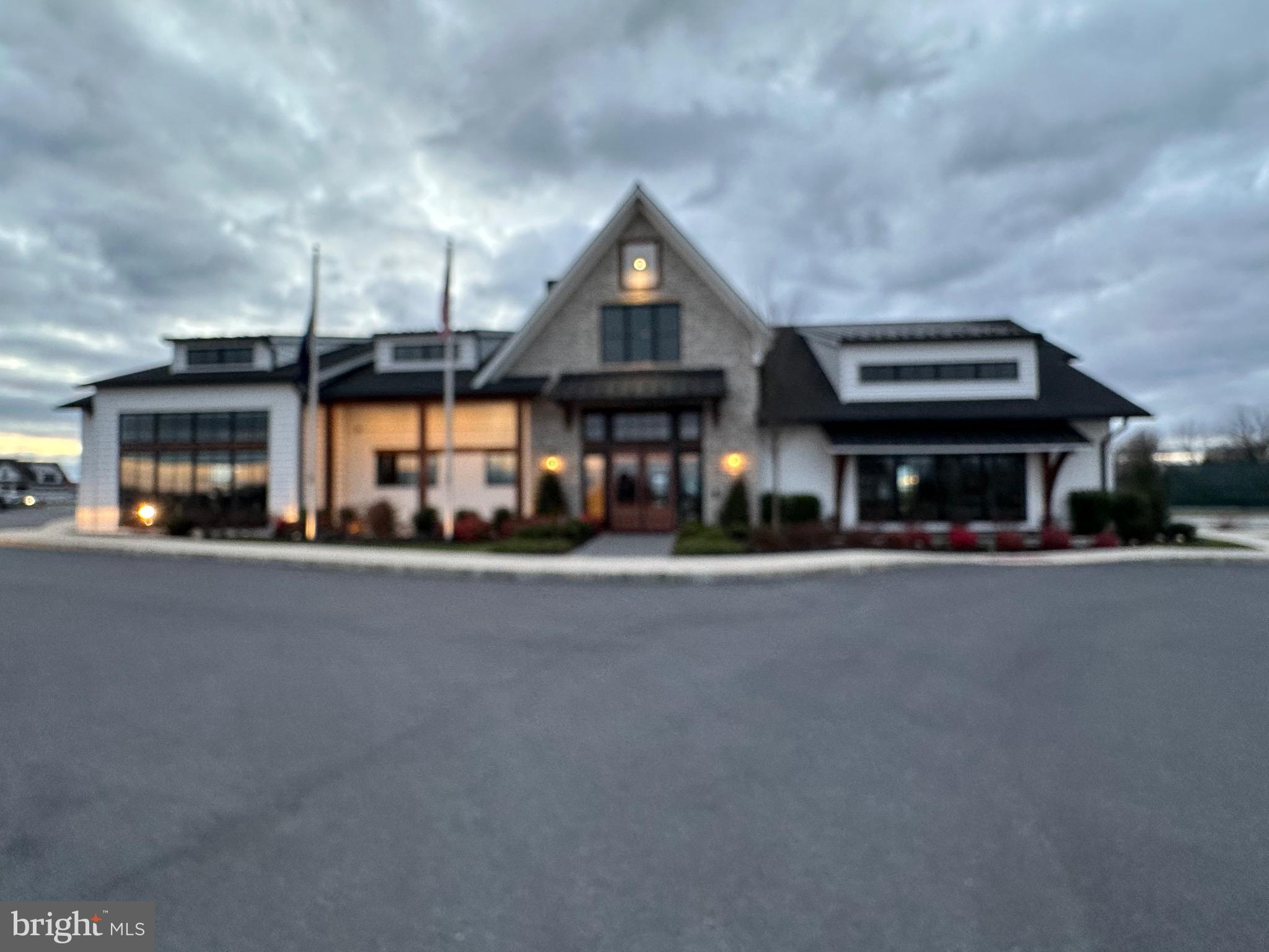 REGENCY AT CREEKSIDE MEADOWS - Residential