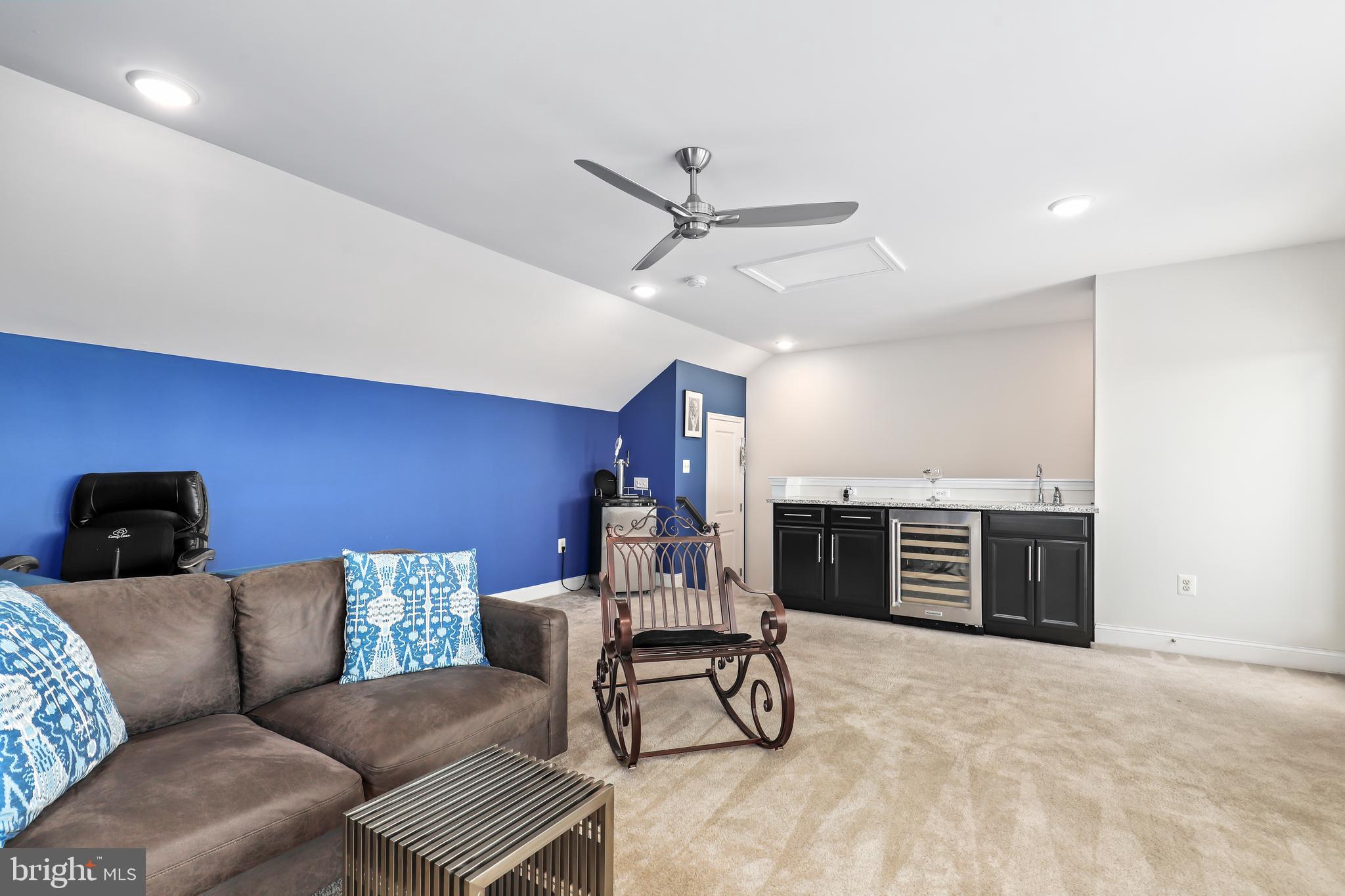 POTOMAC SHORES - Residential