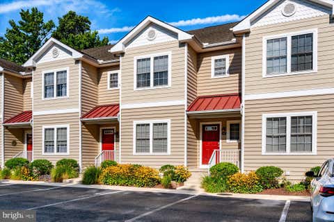 Condo For Sale - 20411 Jeb Drive #37<br/> REHOBOTH BEACH, DE 19971