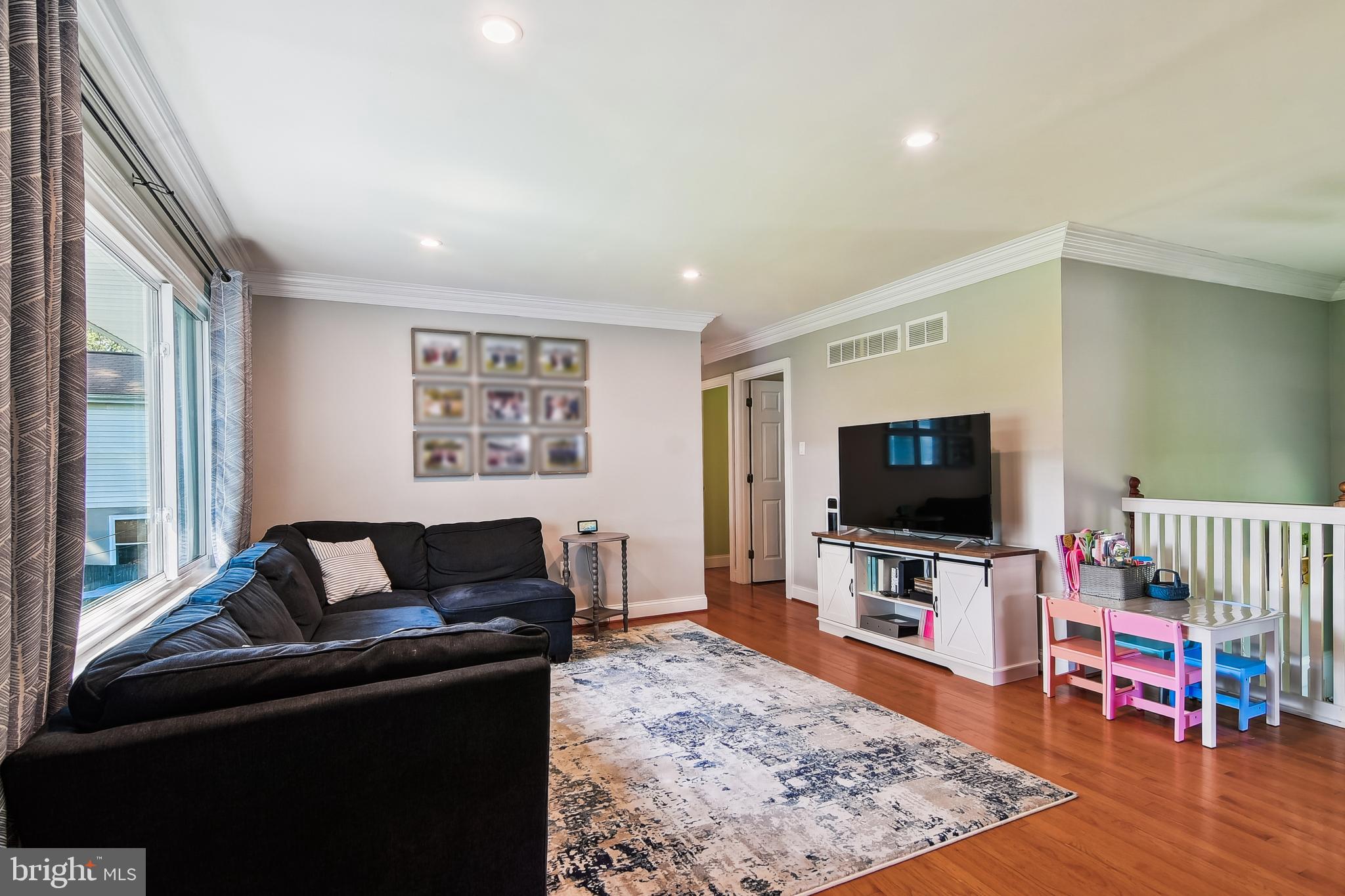 14 NICHOLSON DRIVE
