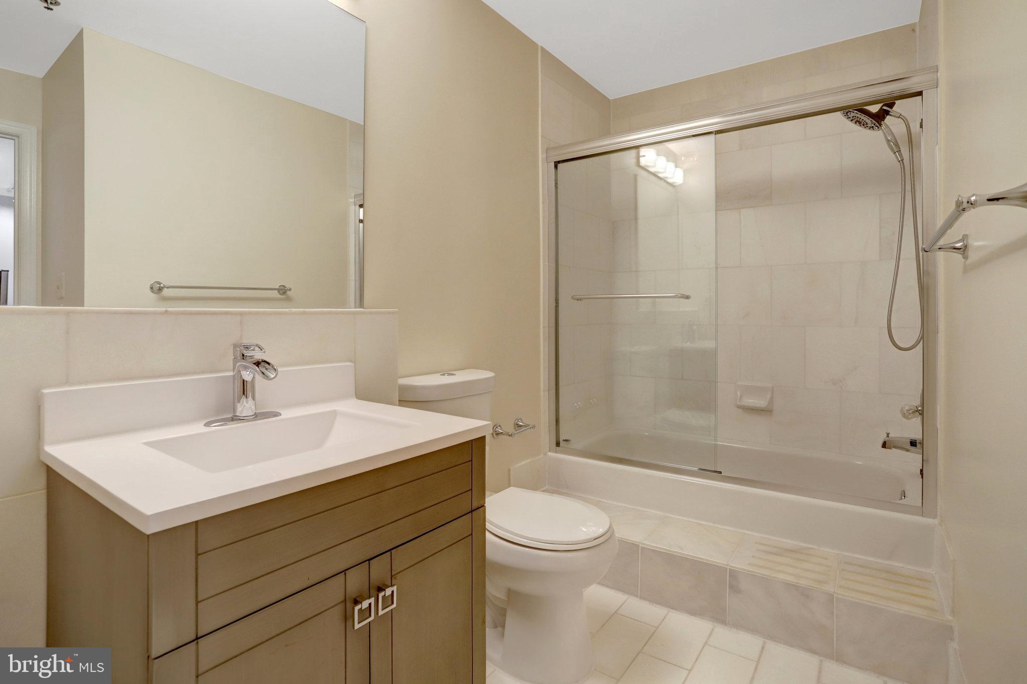 BELLA VISTA CONDOMINIUM - Residential Lease