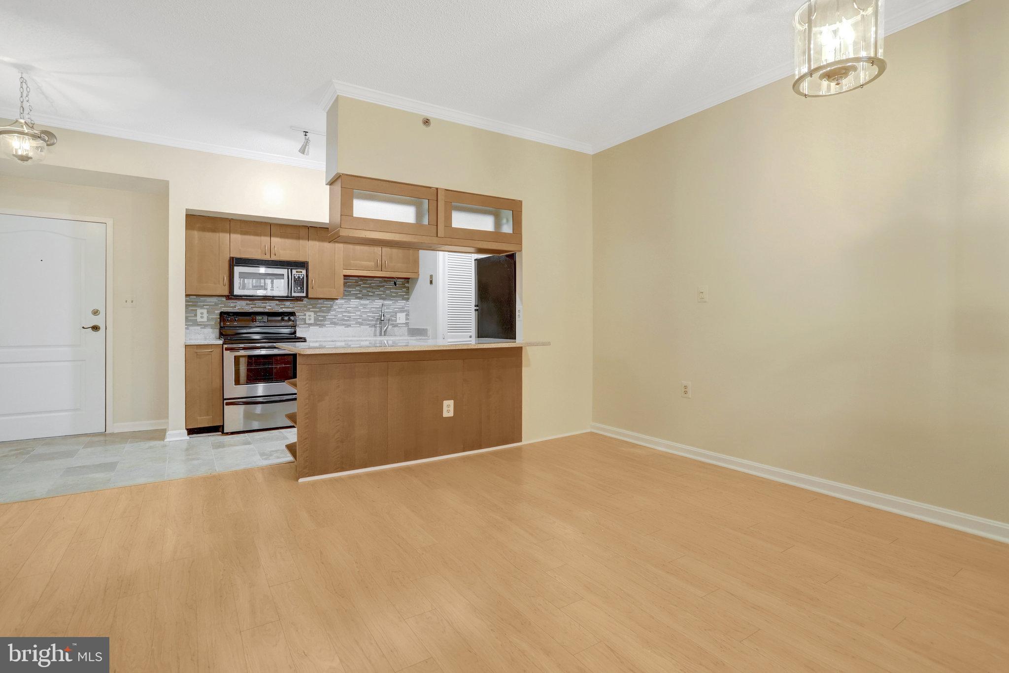 BELLA VISTA CONDOMINIUM - Residential Lease