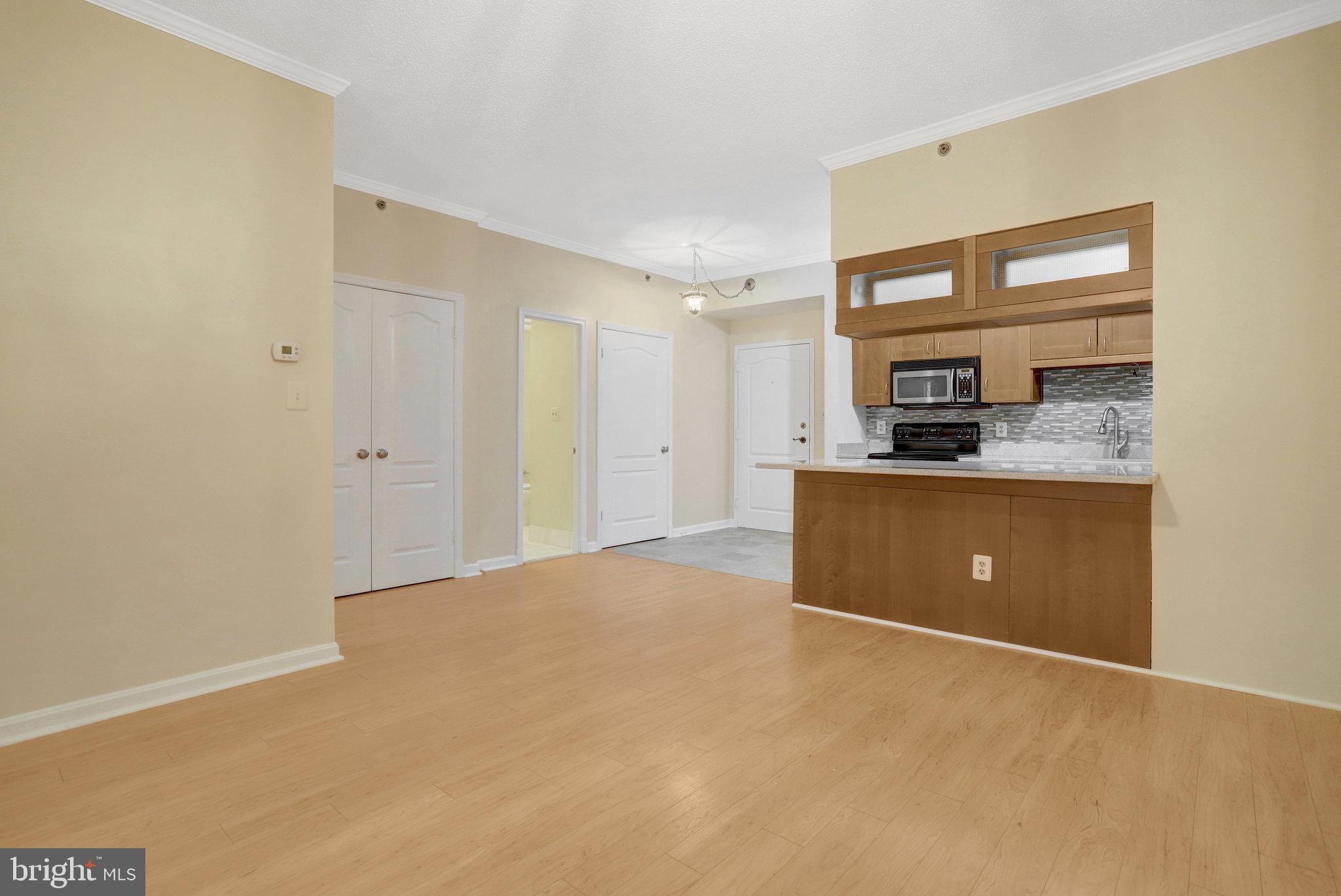 BELLA VISTA CONDOMINIUM - Residential Lease