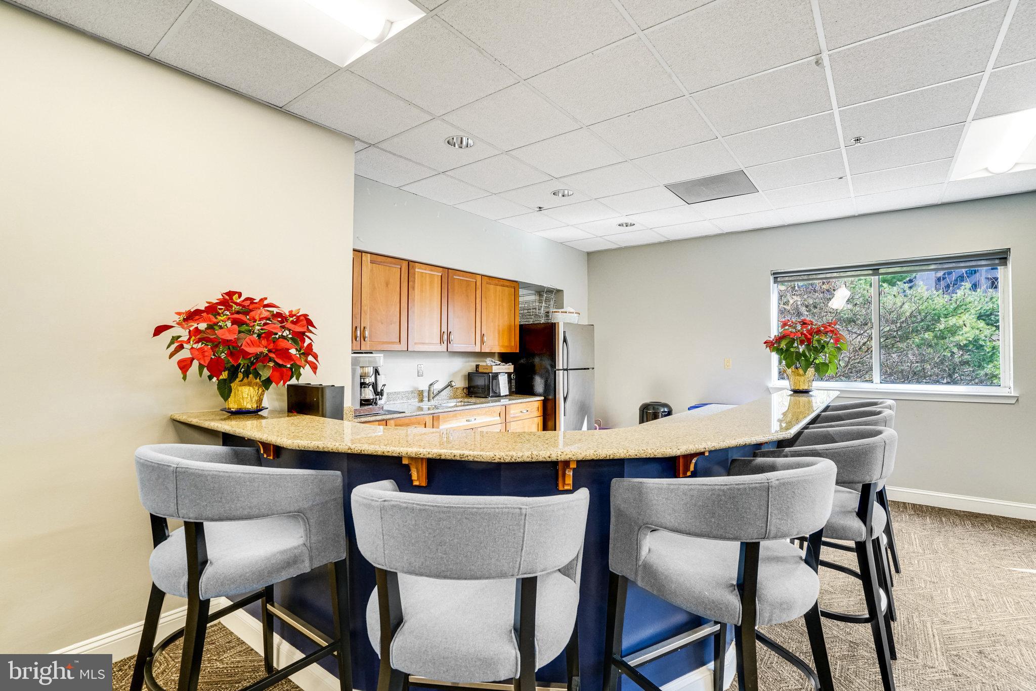 BELLA VISTA CONDOMINIUM - Residential Lease