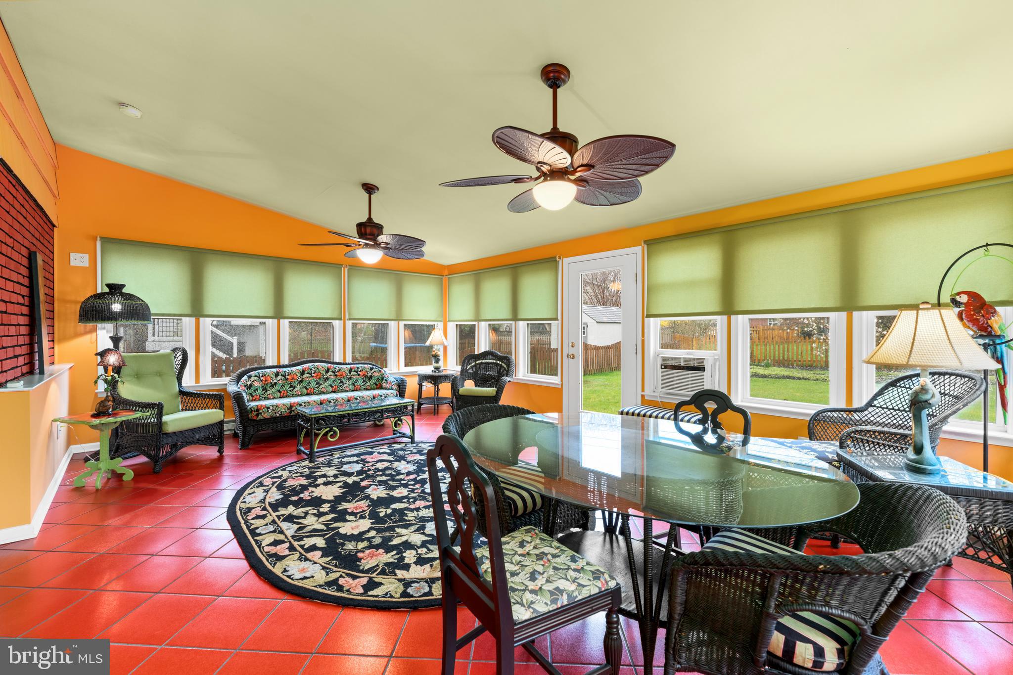 SPRINGLAKE - Residential