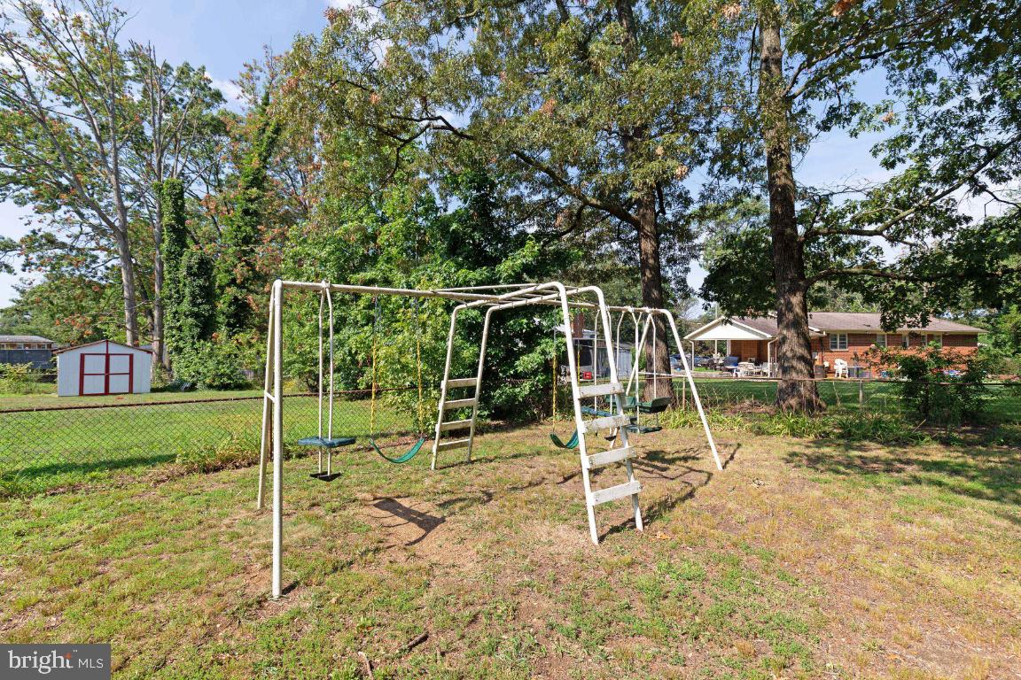 RAMBLEWOOD VILLAGE - Residential