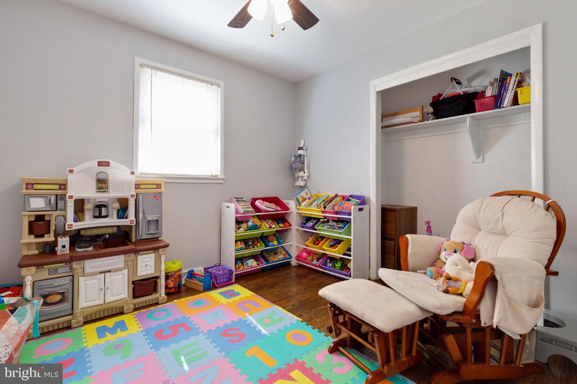 RAMBLEWOOD VILLAGE - Residential