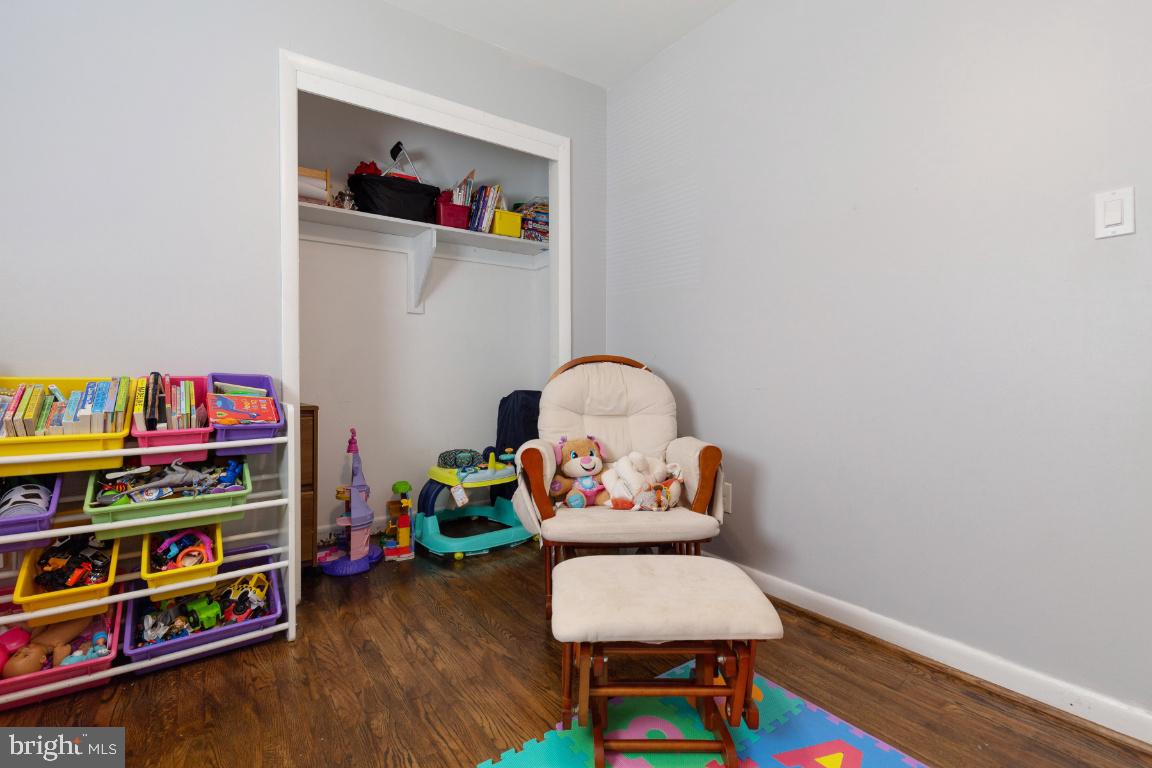 RAMBLEWOOD VILLAGE - Residential