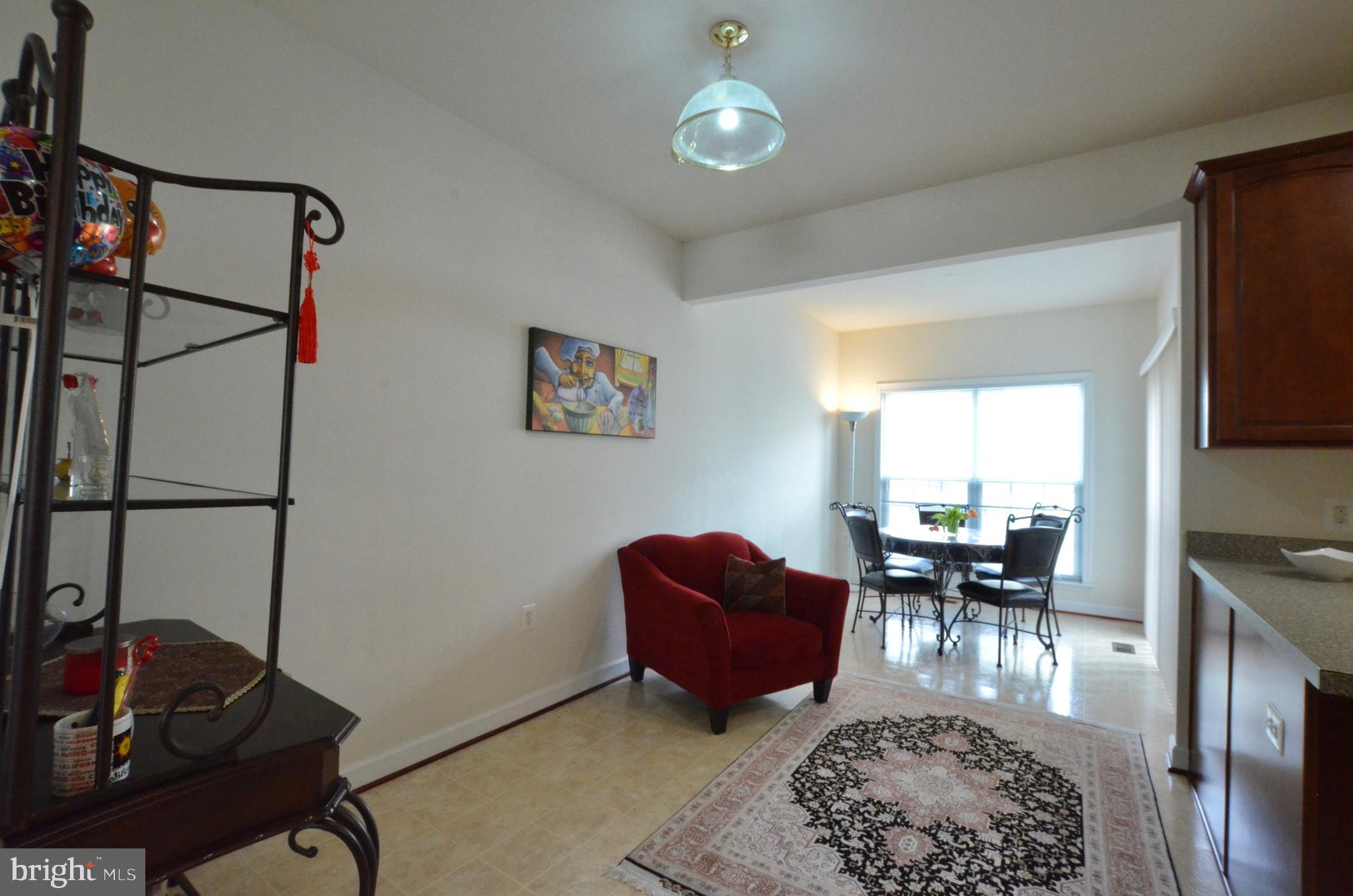 HAWKS VIEW GLEN - Residential Lease