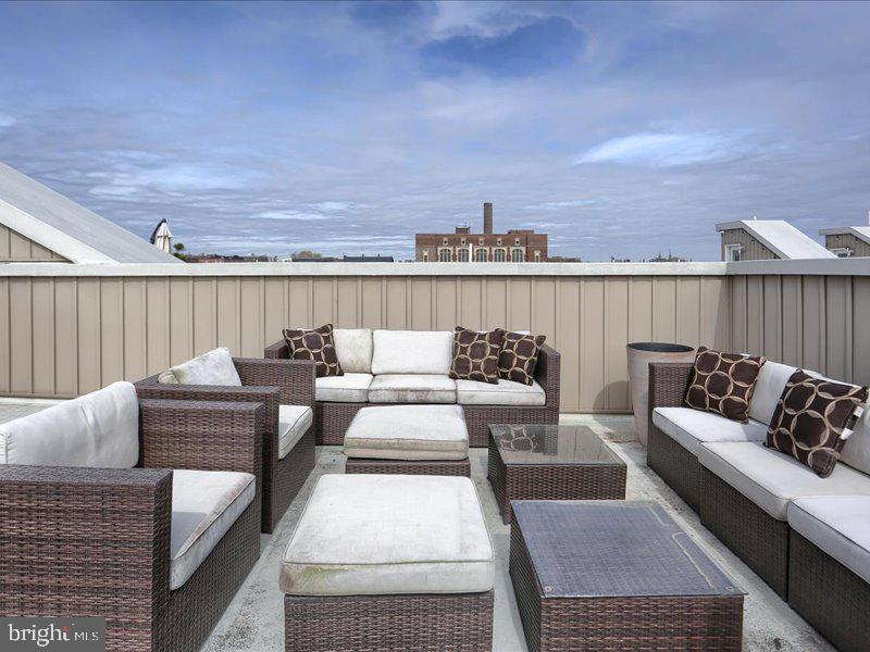 FISHTOWN - Residential Lease