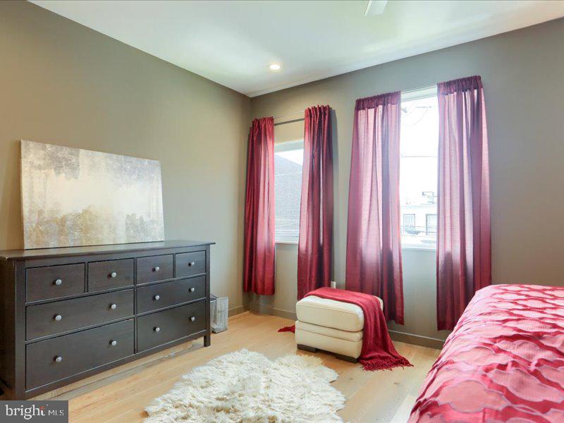 FISHTOWN - Residential Lease