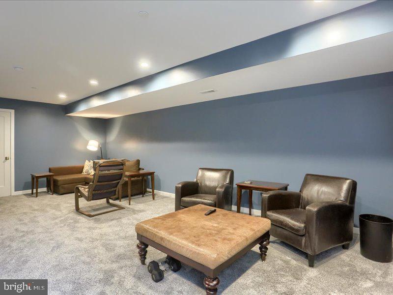 FISHTOWN - Residential Lease