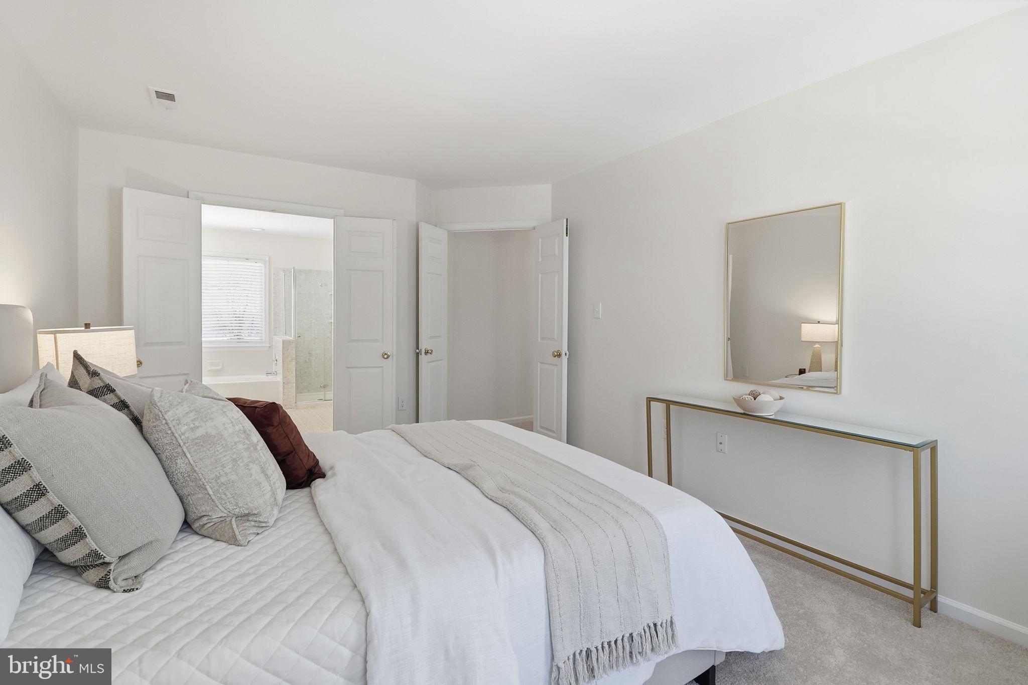 CHANTILLY HIGHLANDS - Residential