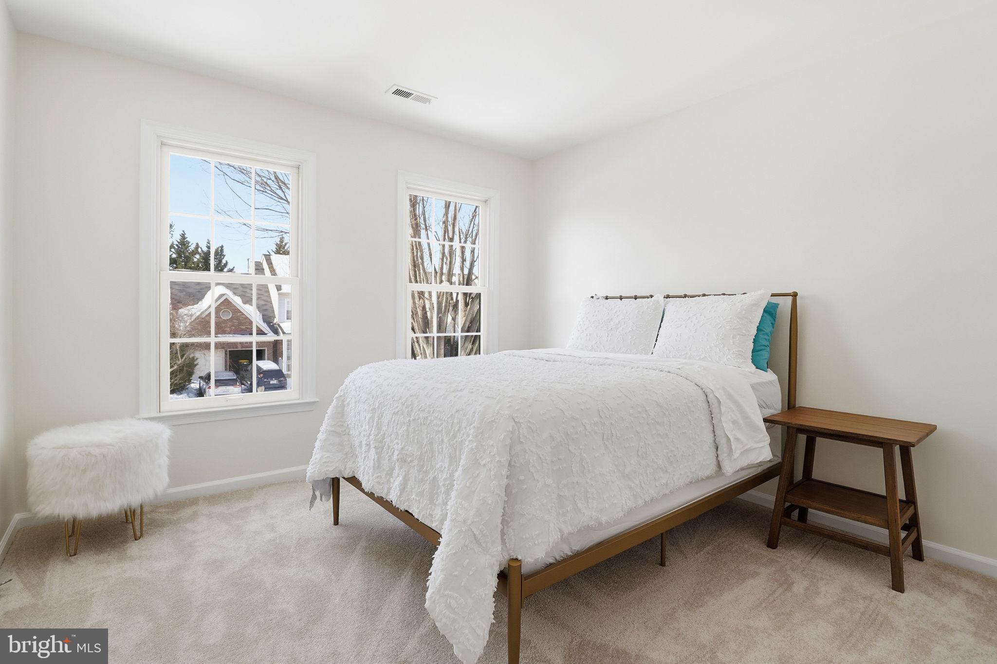 CHANTILLY HIGHLANDS - Residential