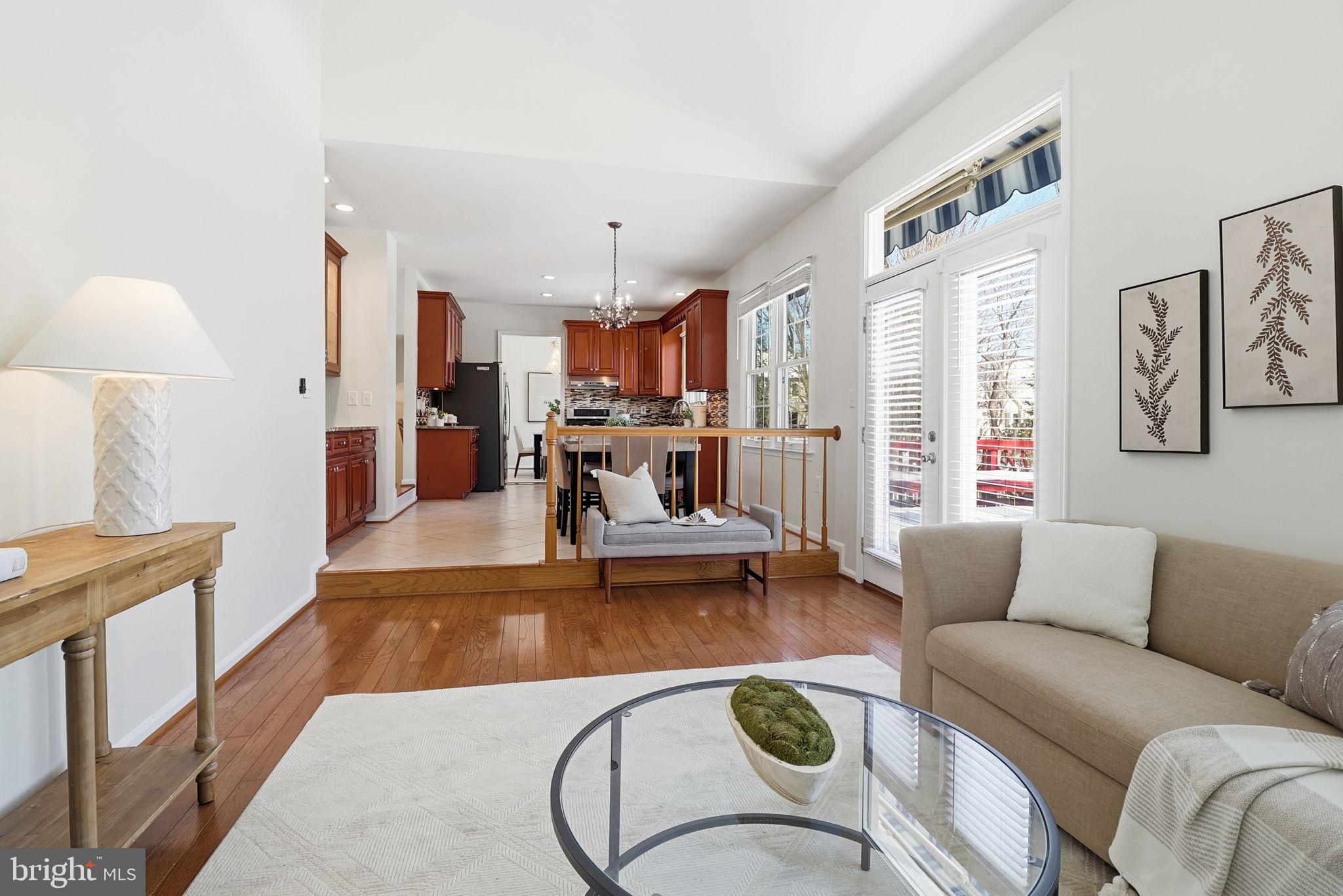 CHANTILLY HIGHLANDS - Residential