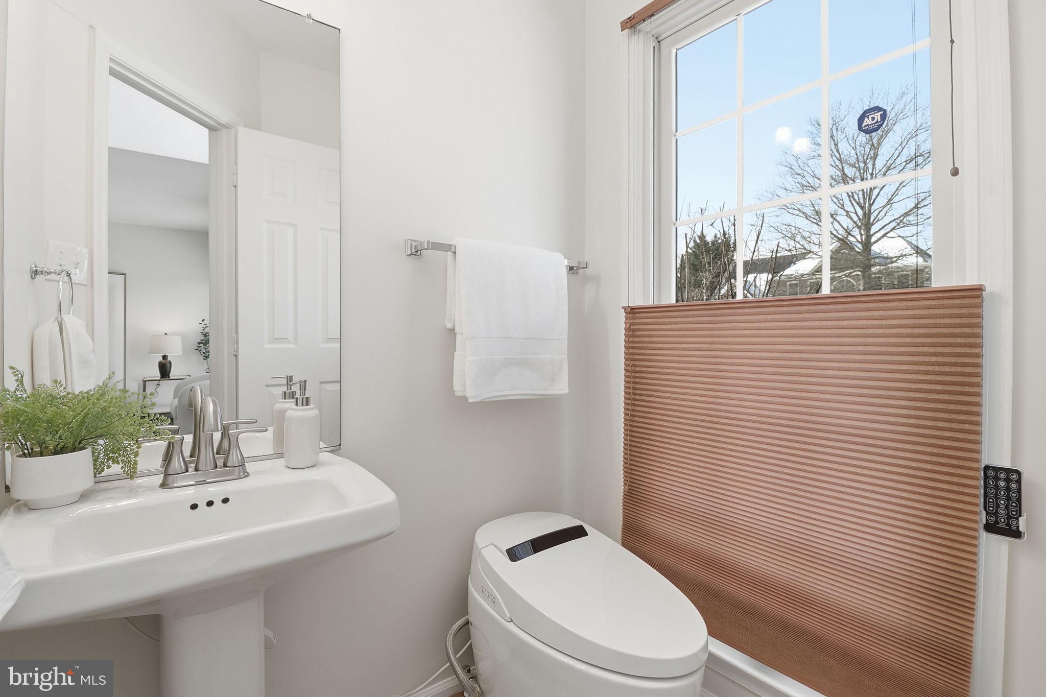 CHANTILLY HIGHLANDS - Residential