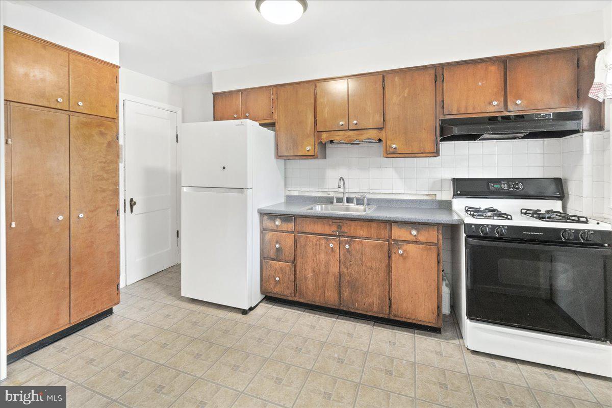 EASTFIELD - Residential