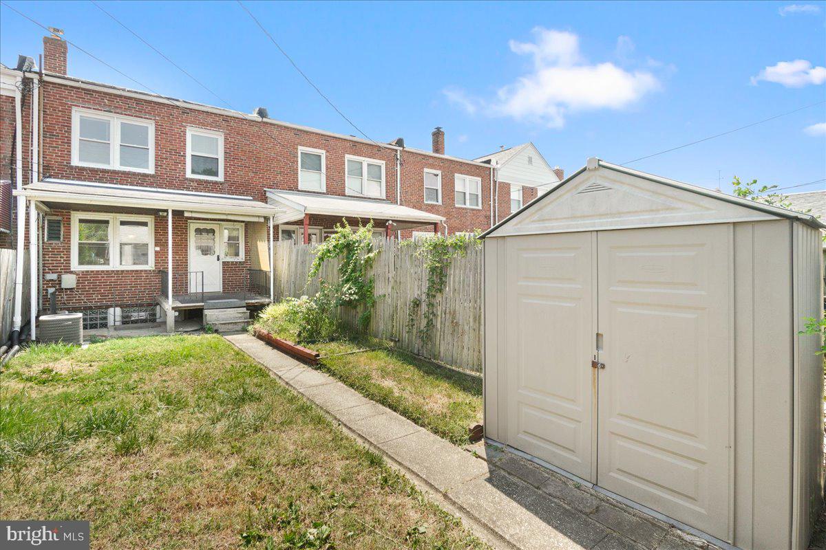 EASTFIELD - Residential