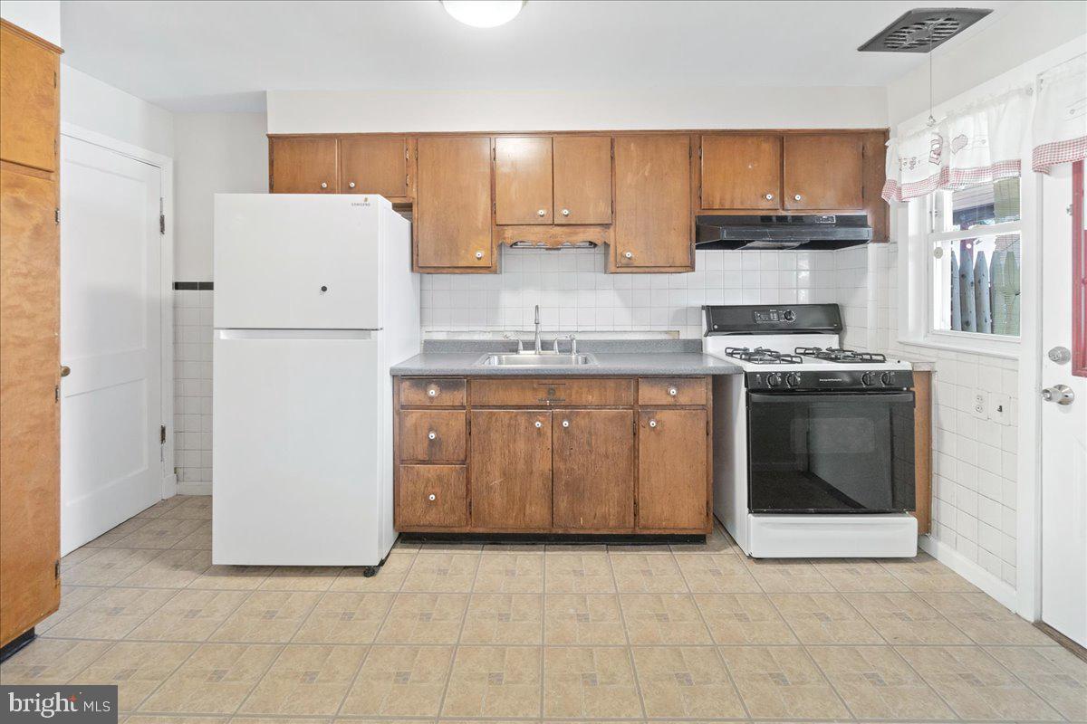 EASTFIELD - Residential