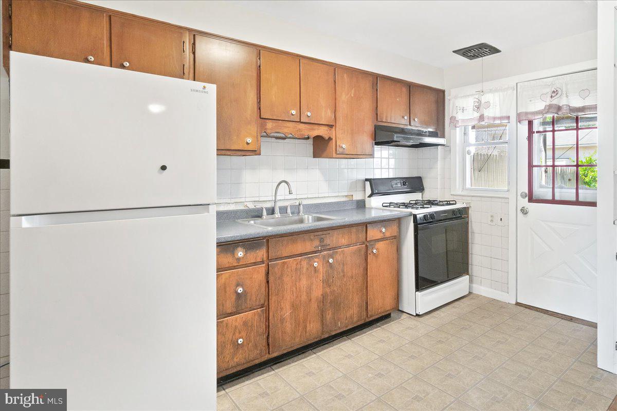 EASTFIELD - Residential