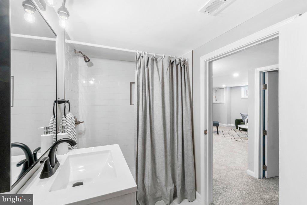 PARKVILLE - Residential