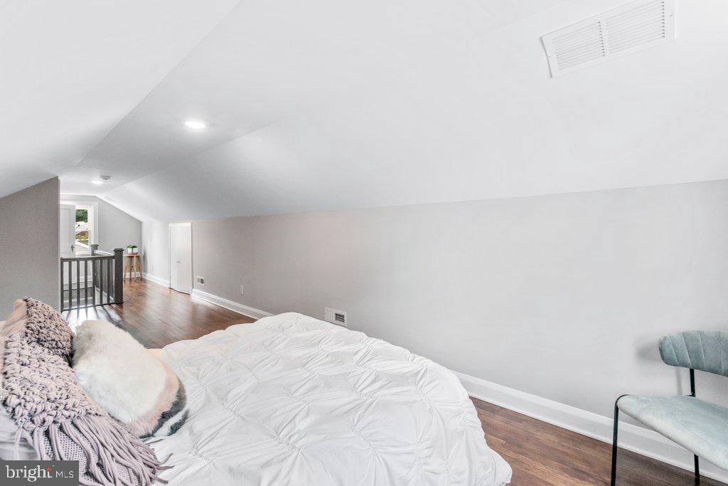 PARKVILLE - Residential