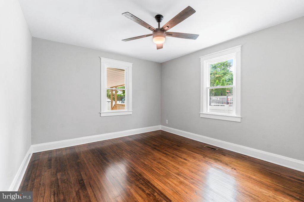 PARKVILLE - Residential