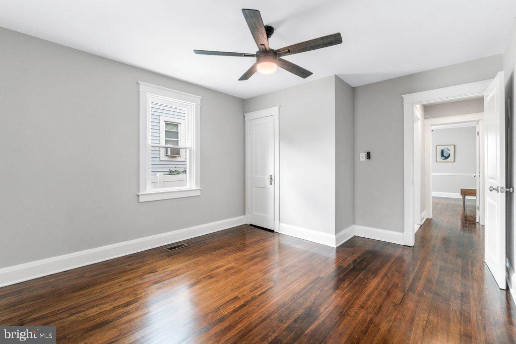 PARKVILLE - Residential