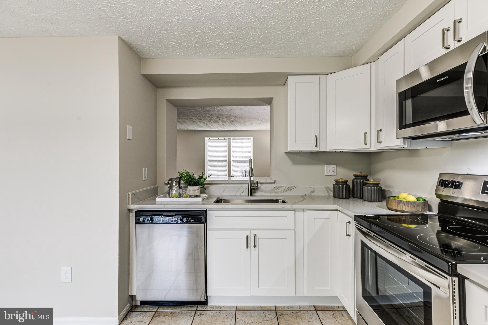 UPTON VILLAGE NORTH - Residential