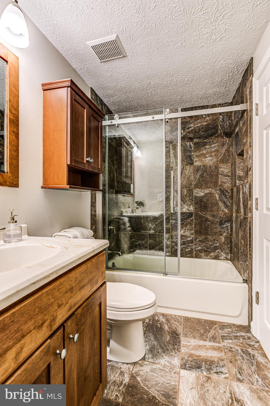 UPTON VILLAGE NORTH - Residential