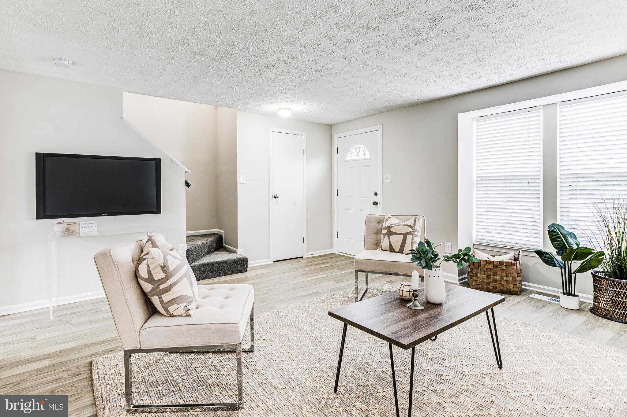 UPTON VILLAGE NORTH - Residential